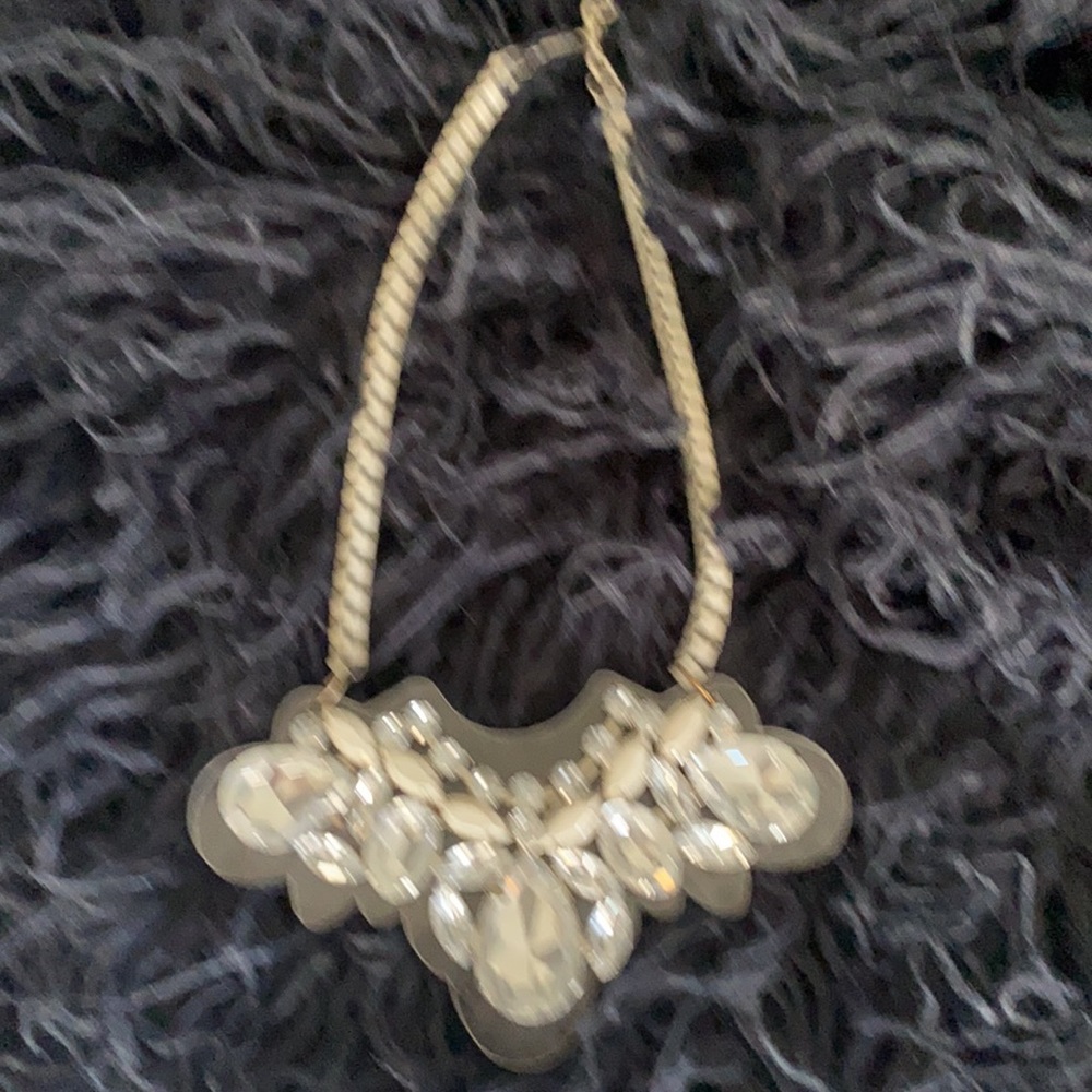 Fancy Rhinestone necklace - Picture 2 of 4